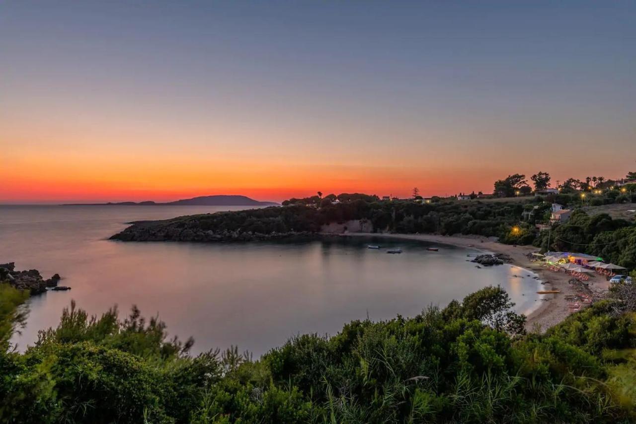 Villa Idyle - Beachfront Residence Tragana  Luaran gambar
