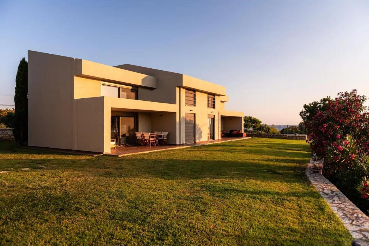 Villa Idyle - Beachfront Residence Tragana  Luaran gambar